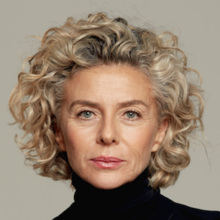 MARGARITA ROSA DE F.